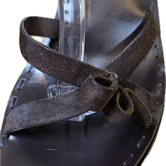 SALE!! Fendi Find! Dark Brown Leather High Heel Sandals,Size 39. Comes w/ Box - Picture 8 of 9